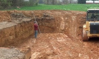 Выкопать котлован под фундамент в Вольске - от 2604 руб. | 2Землекопа-Вль